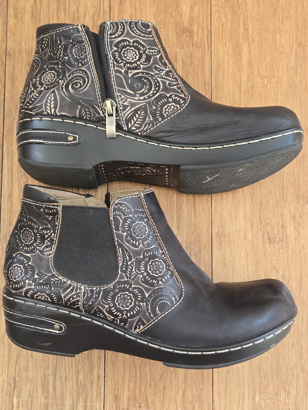 Spring Step L'Artise Chelsea Earthbank Black Floral Ankle Booties Side Zip EU 38
